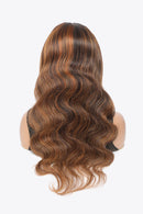 Glamorous Waves: 18"