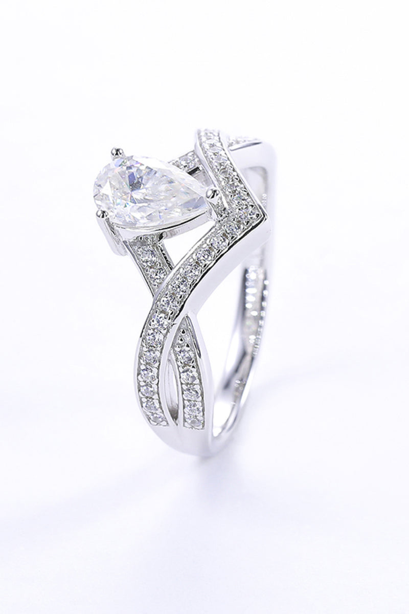 "Timeless Beauty: 1 Carat Moissanite Teardrop 925 Sterling Silver Ring"