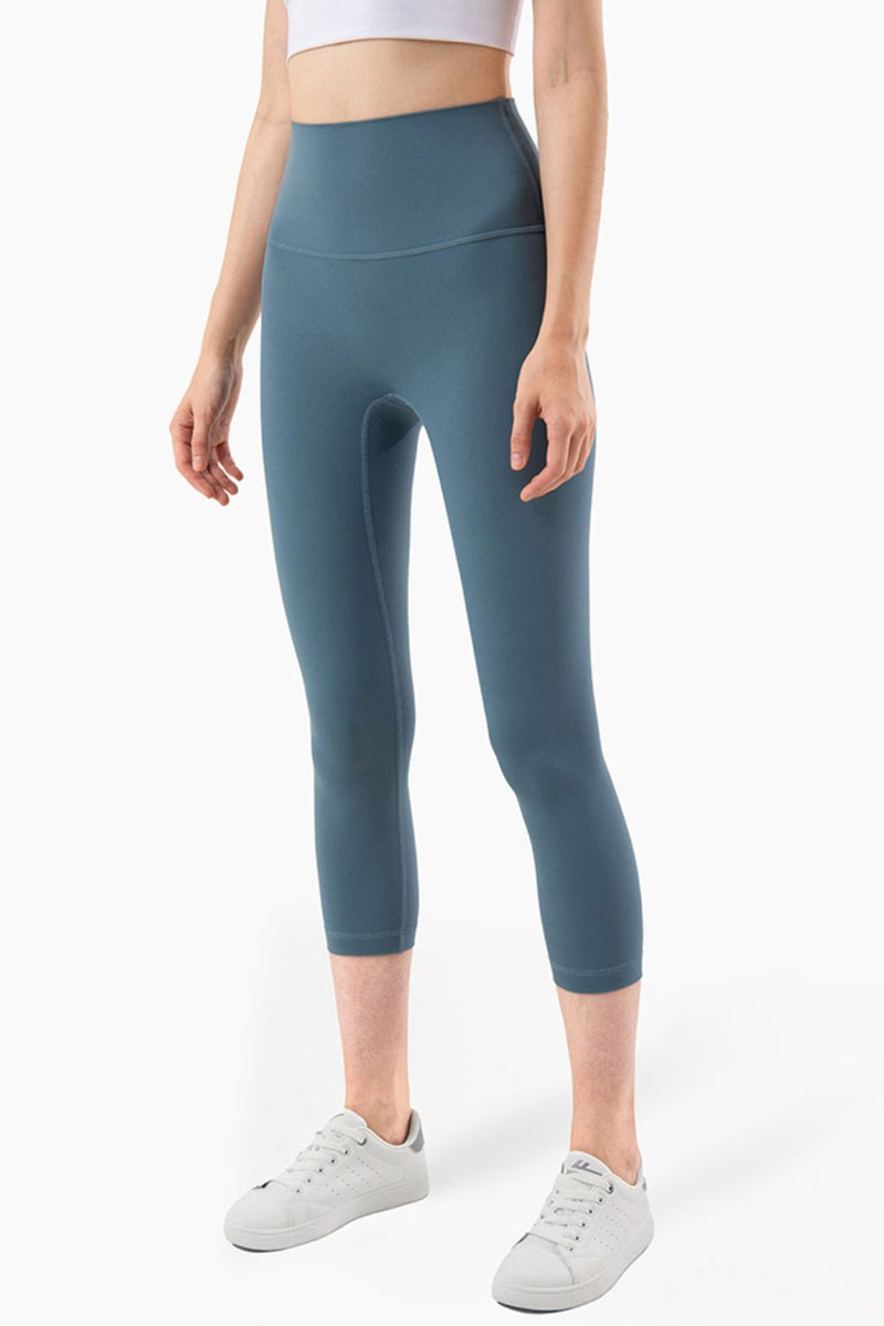 Effortless Comfort: Elastic Waistband Cropped Yoga Leggings at Burkesgarb