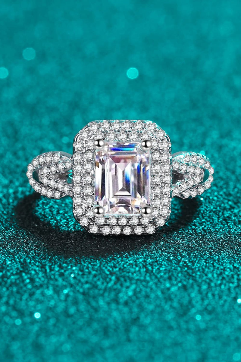 Radiant Beauty: 2 Carat Moissanite Ring for Unforgettable Moments