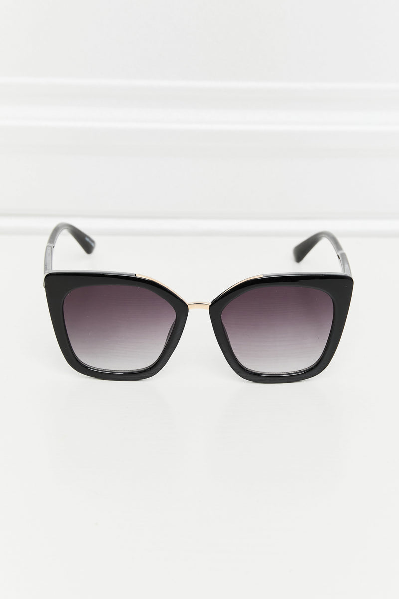 "Stylish and Protective: Cat Eye Full Rim Polycarbonate Sunglasses by Burkesgarb"