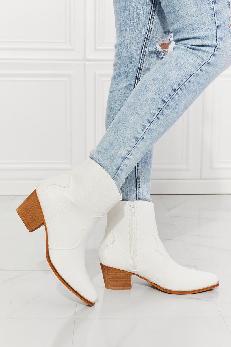 Western Charm Meets Contemporary Style with MMShoes Watertower Town Faux Leather Ankle Boots in White at Burkesgarb