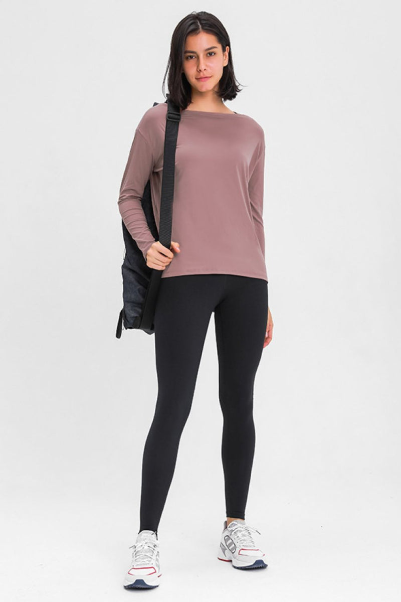 Stay Comfy and Trendy with our Loose Fit Active Top | Burkesgarb