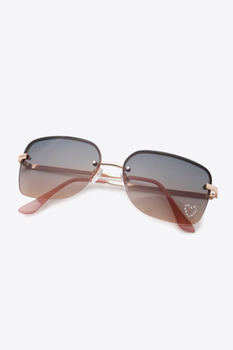 Shine with Style in Rhinestone Heart Metal Frame Sunglasses