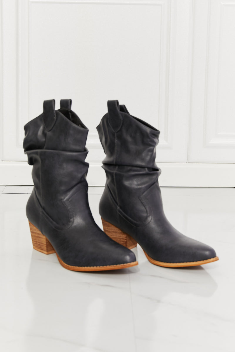 Embrace Western Chic: MMShoes Better in Texas Scrunch Cowboy Boots in Navy at Burkesgarb