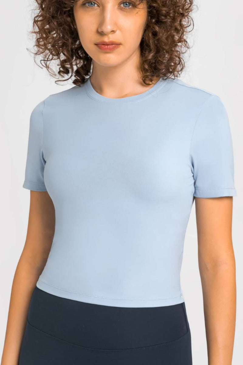 Stay Comfy and Stylish with the Round Neck Short Sleeve Yoga Tee at Burkesgarb