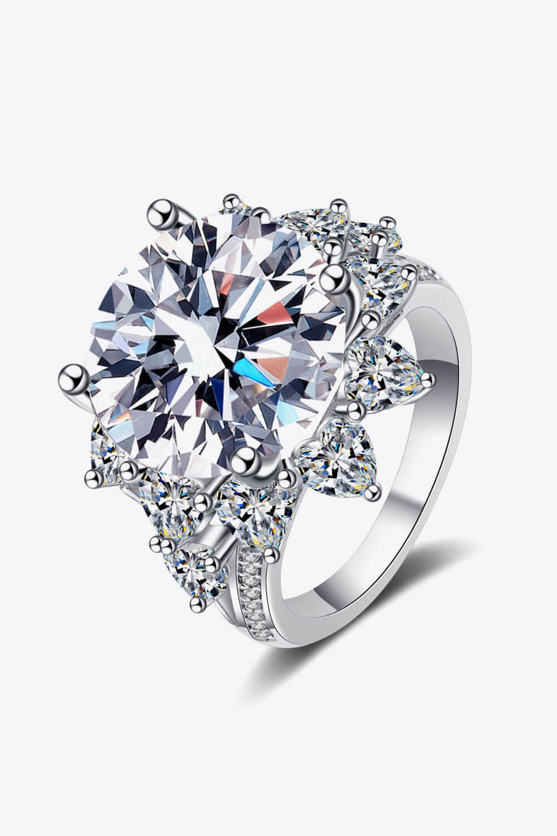 Exquisite Brilliance: 10 Carat Moissanite Ring, Captivating Elegance