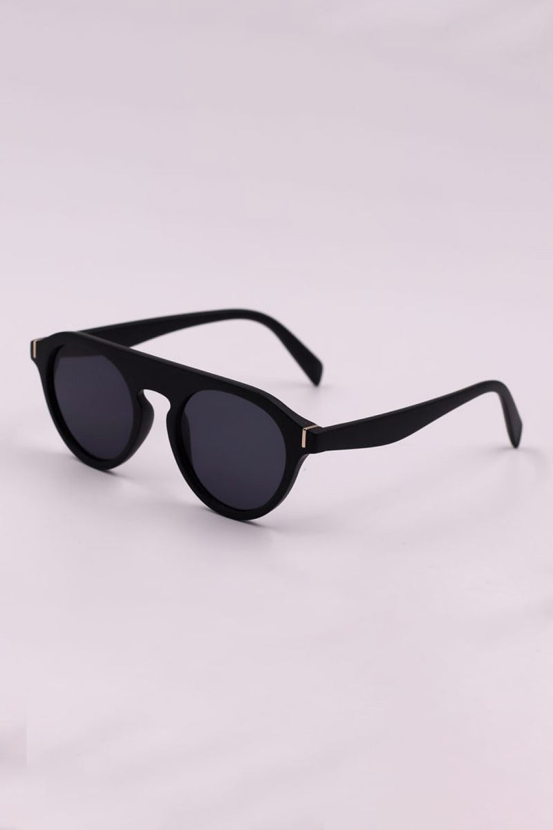 "Stay Stylish and Protected: 3-Piece Round Polycarbonate Sunglasses"