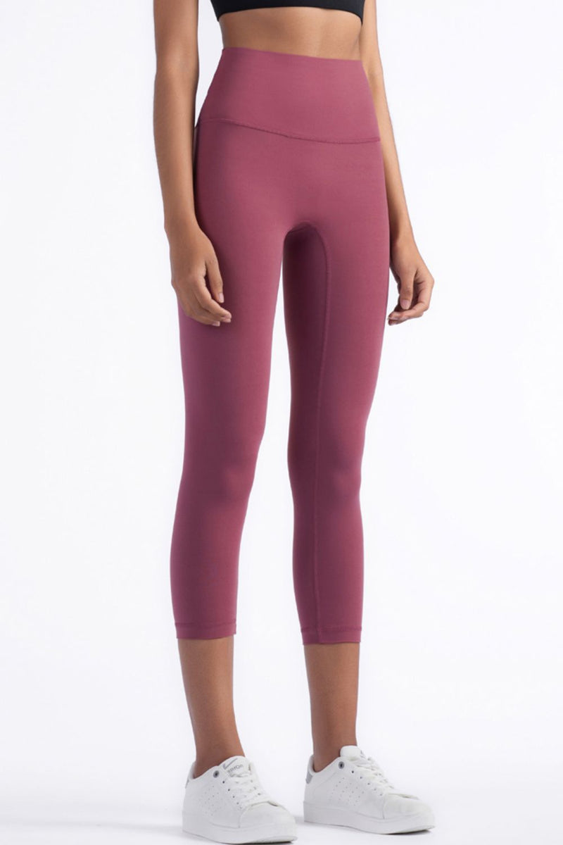 Effortless Comfort: Elastic Waistband Cropped Yoga Leggings at Burkesgarb