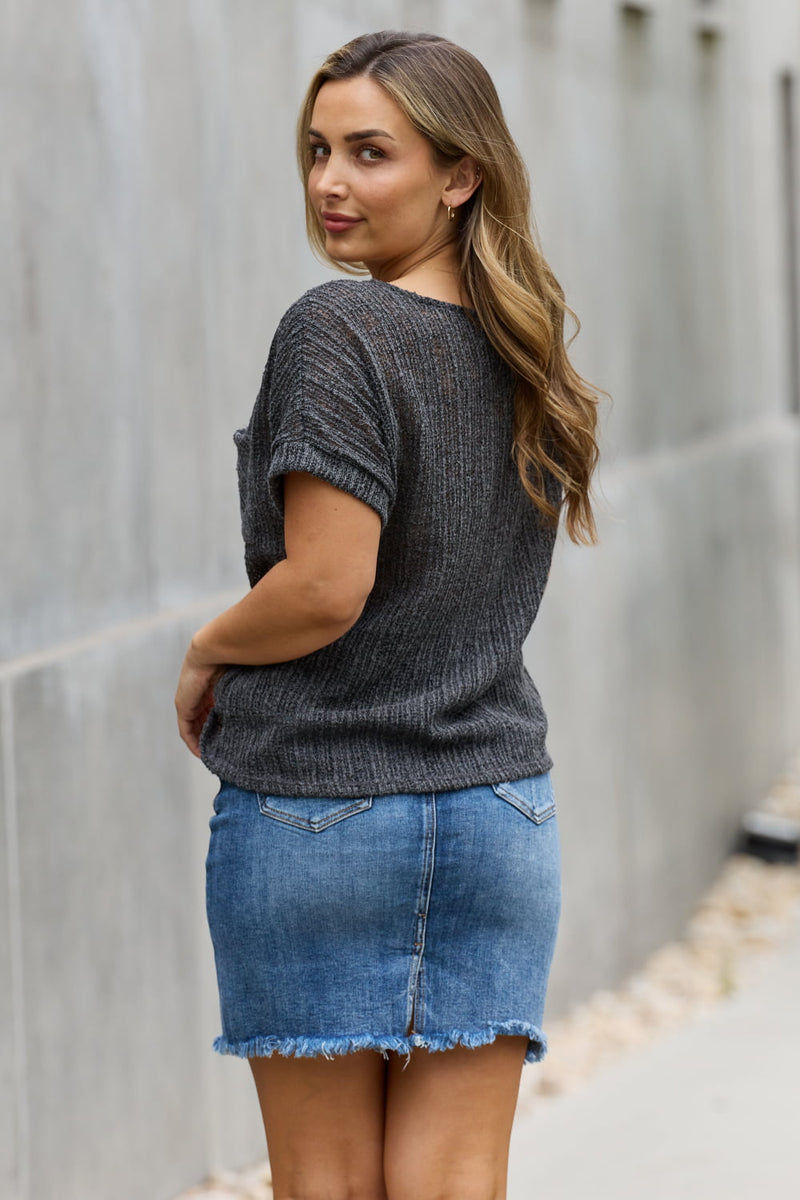 "Versatile and Chic: Gray Short Sleeve Top by Burkesgarb | Stylish and Comfortable Women's Shirt"