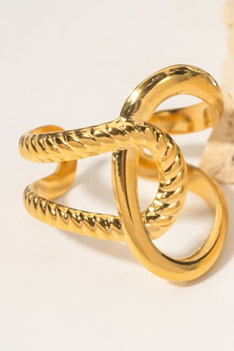 Contemporary Elegance: Modern Copper Open Ring at Burkesgarb