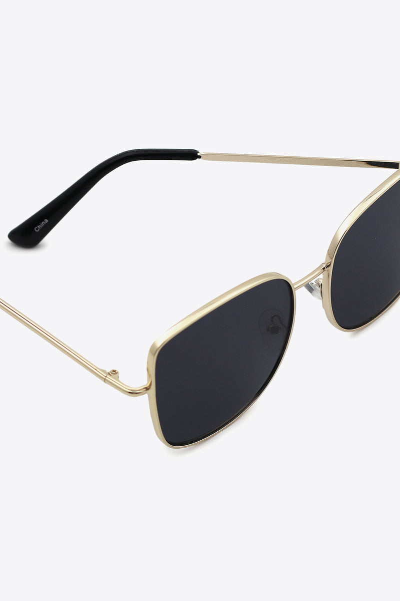 Embrace Effortless Style with Metal Frame Sunglasses