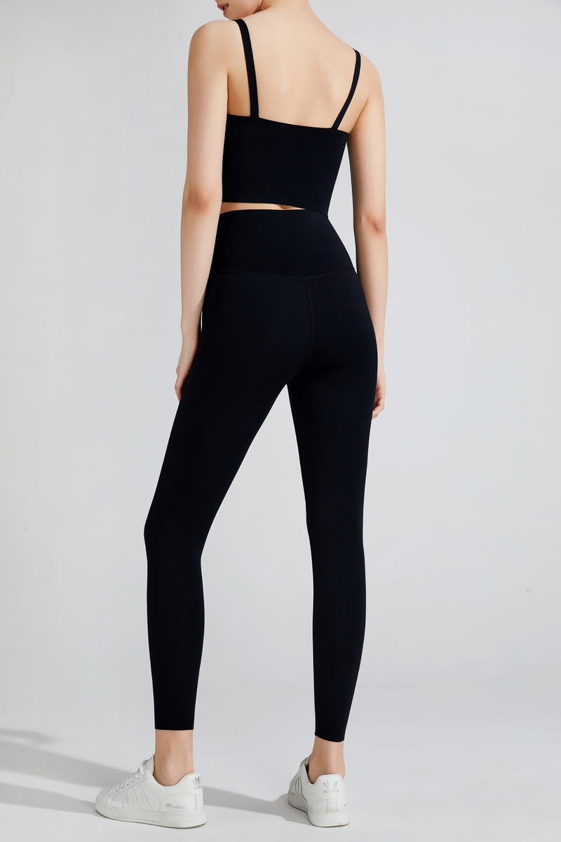 Maximize Comfort and Style with Wide Waistband Sports Leggings | Burkesgarb