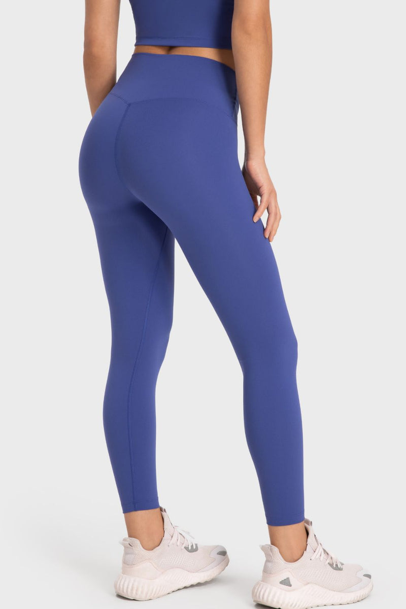 Move Freely and Stylishly: Full Length Active Leggings at Burkesgarb