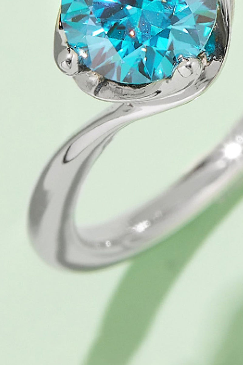 "Burkesgarb: Exquisite 1 Carat Moissanite 925 Sterling Silver Solitaire Ring"