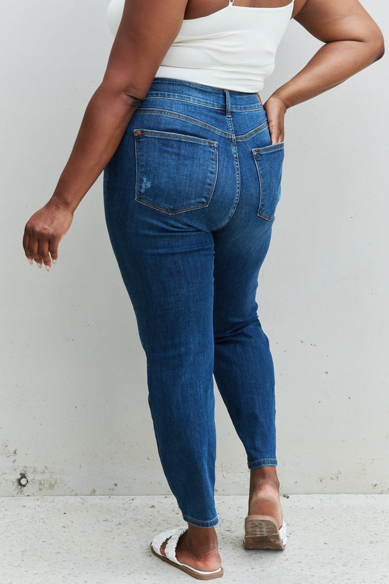 "Effortlessly Stylish: Mid Rise Cropped Relax Fit Jeans by Burkesgarb | Comfortable and Trendy Denim"