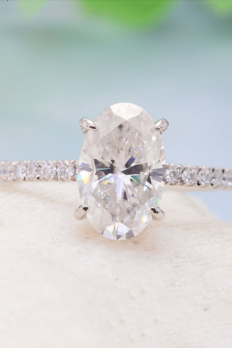 Exquisite Elegance: 14K White Gold 2.5 Carat Moissanite Ring