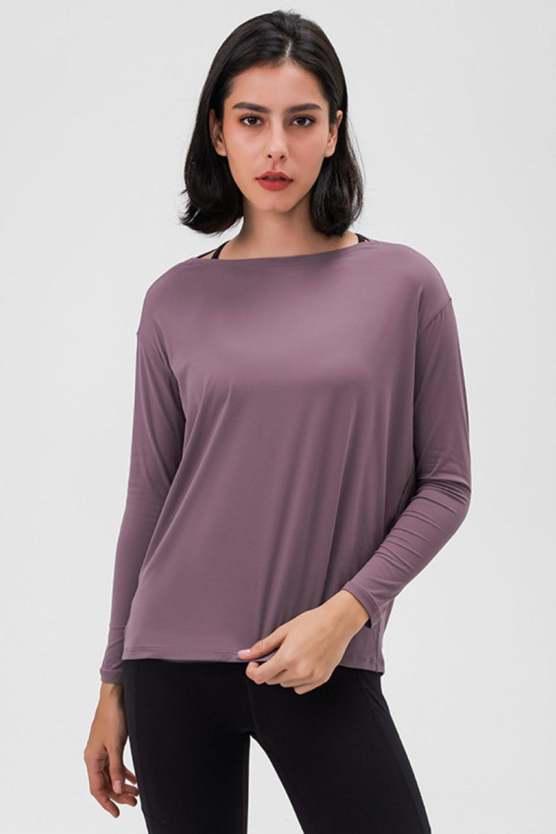 Stay Comfy and Trendy with our Loose Fit Active Top | Burkesgarb